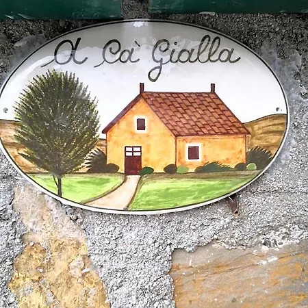 A Ca; Gialla 3* Villanova d'Albenga