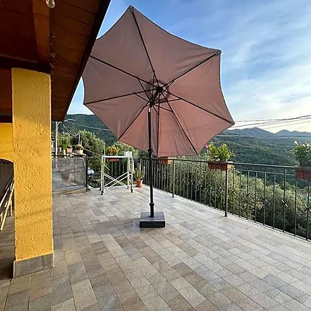 Hotel A Ca; Gialla