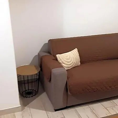 A Ca; Gialla Hotel